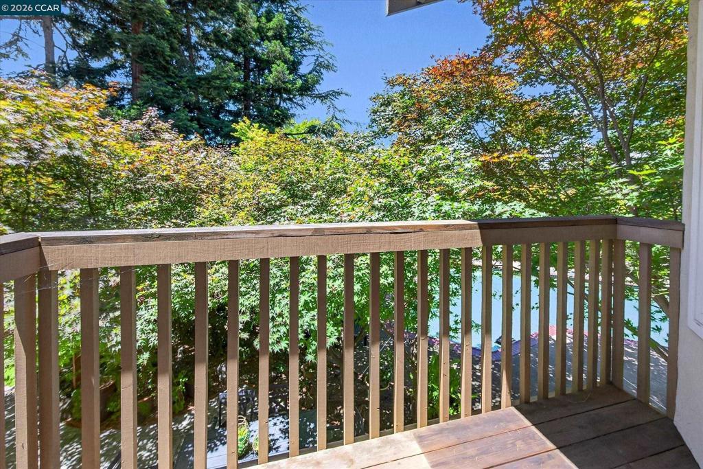 25 Lynnbrook Ct Property Photo 37