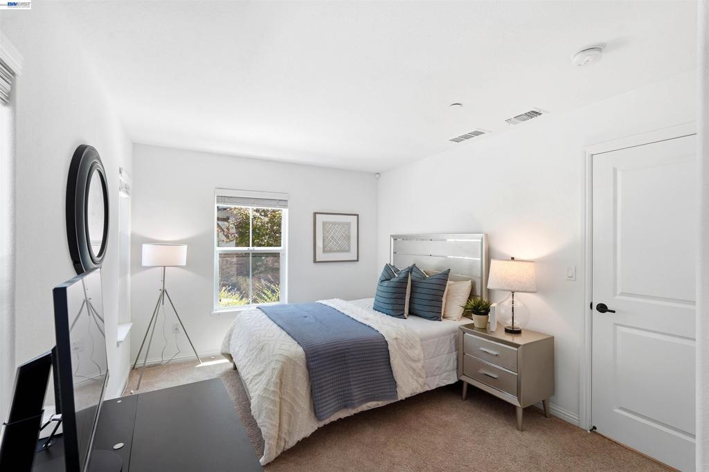 24107 Amaranth Loop Property Photo 22