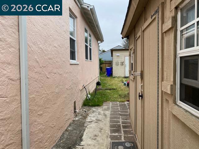 559 43rd Street Property Photo 20