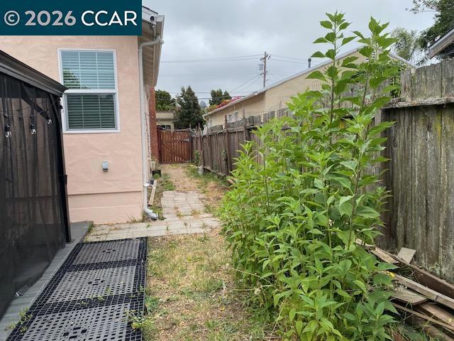 559 43rd Street Property Photo 27