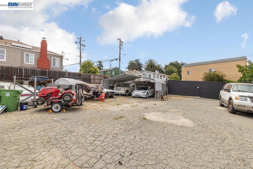 9346 Macarthur Blvd Property Photo 5