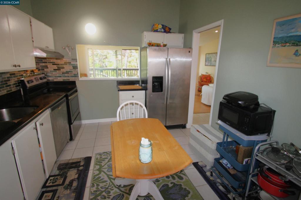 1506 Ashwood Dr Property Photo 11