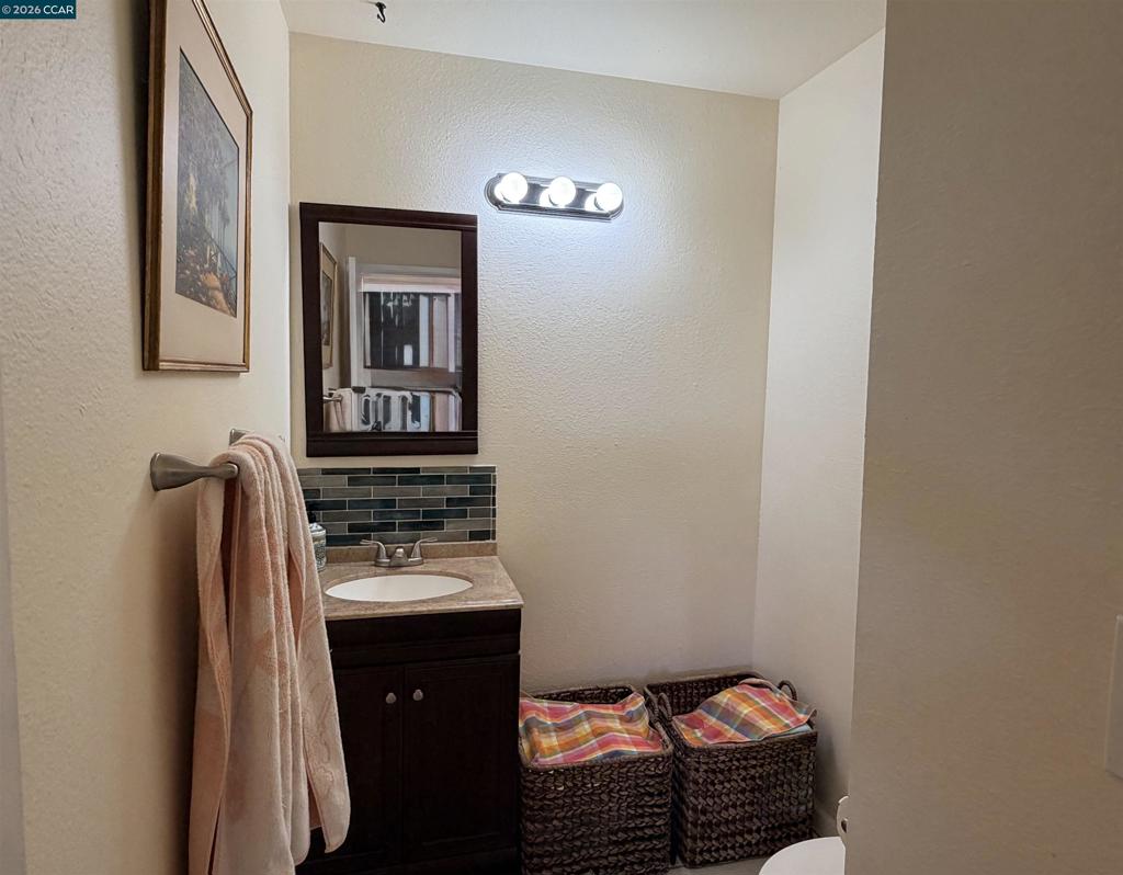 1506 Ashwood Dr Property Photo 13