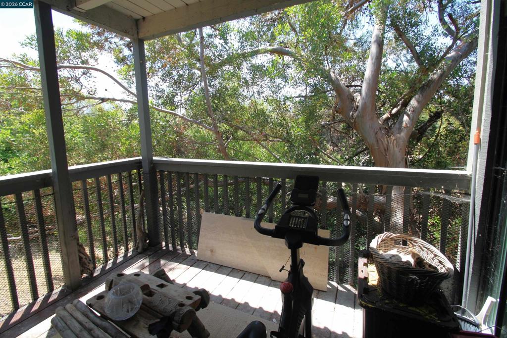 1506 Ashwood Dr Property Photo 16