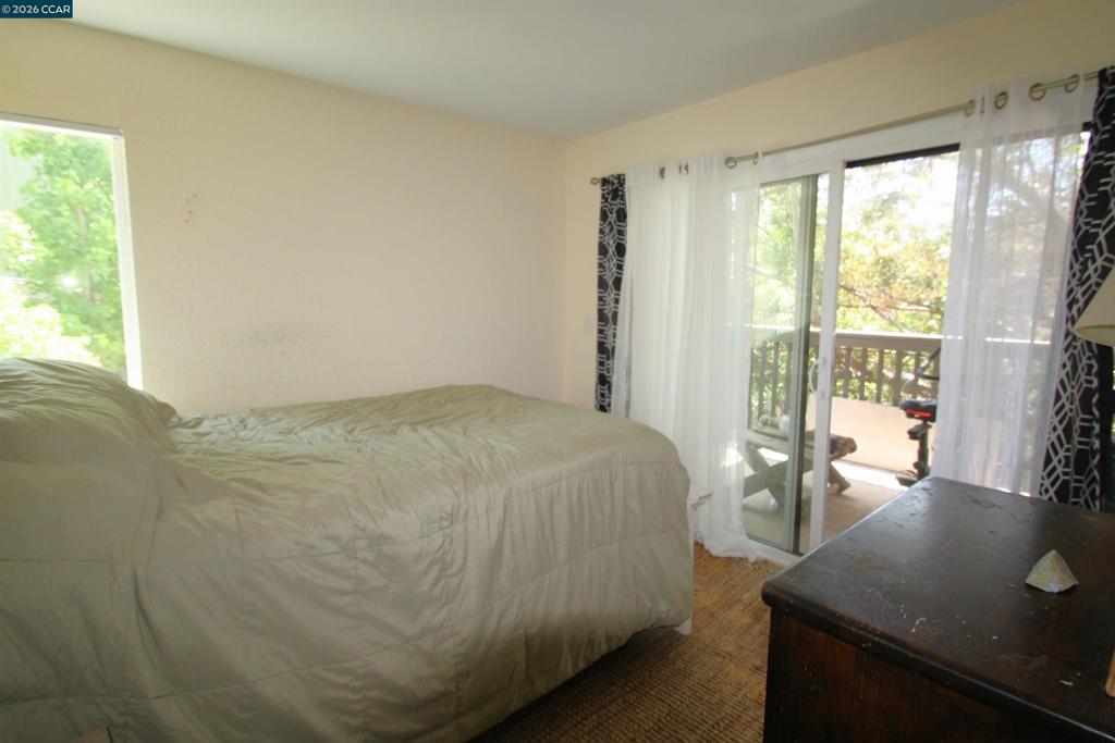 1506 Ashwood Dr Property Photo 19