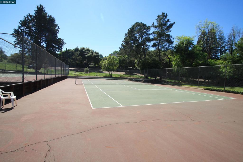 1506 Ashwood Dr Property Photo 32