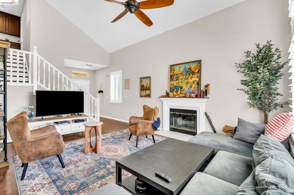 2451 Cherry Hills Drive Property Photo 8