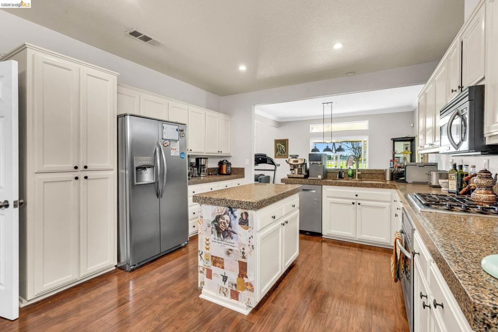 2451 Cherry Hills Drive Property Photo 14