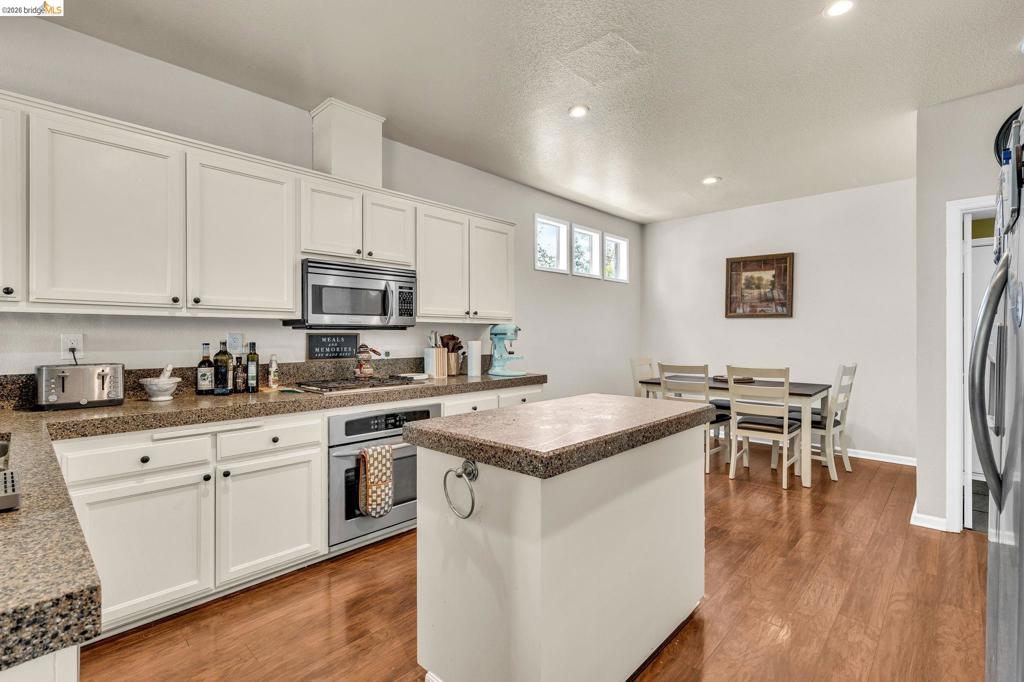 2451 Cherry Hills Drive Property Photo 16