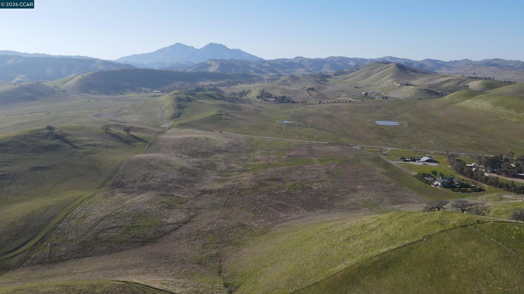 Briones Valley Rd Property Photo 3