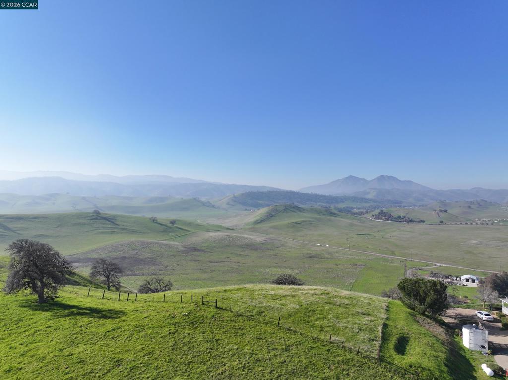 Briones Valley Rd Property Photo 5