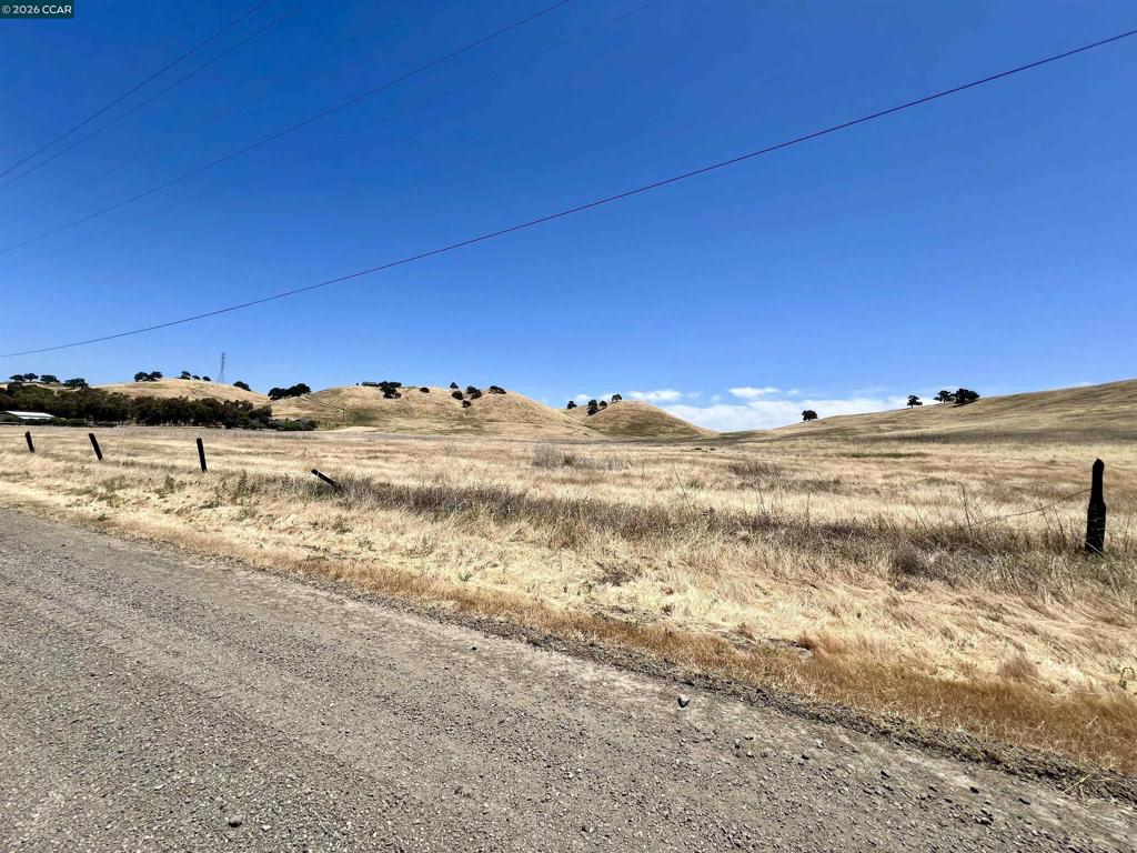 Briones Valley Rd Property Photo 28