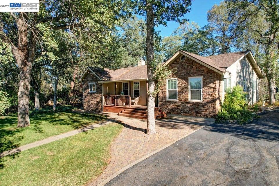 19650 Russell Property Photo 1