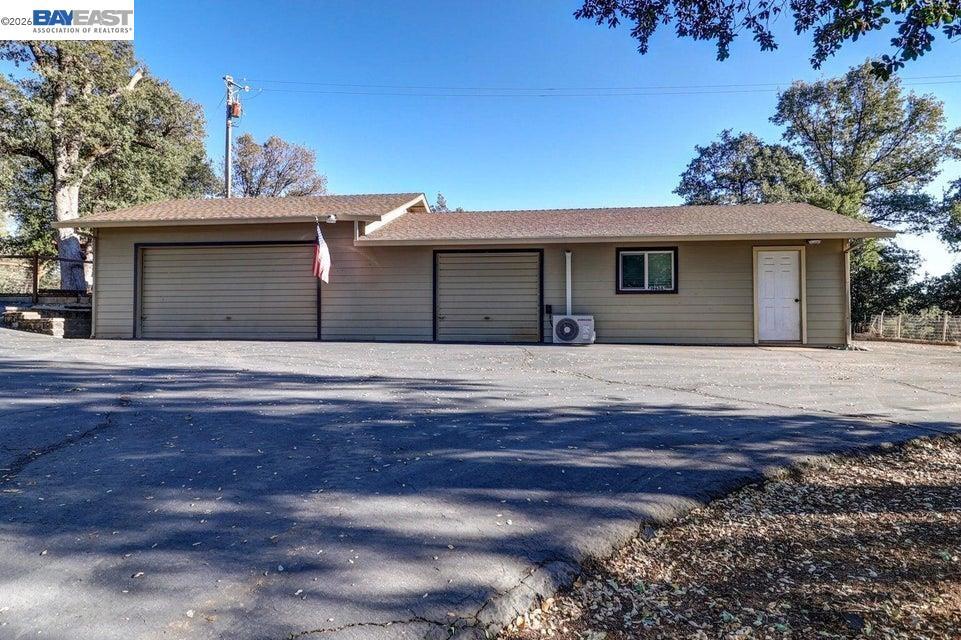 19650 Russell Property Photo 47