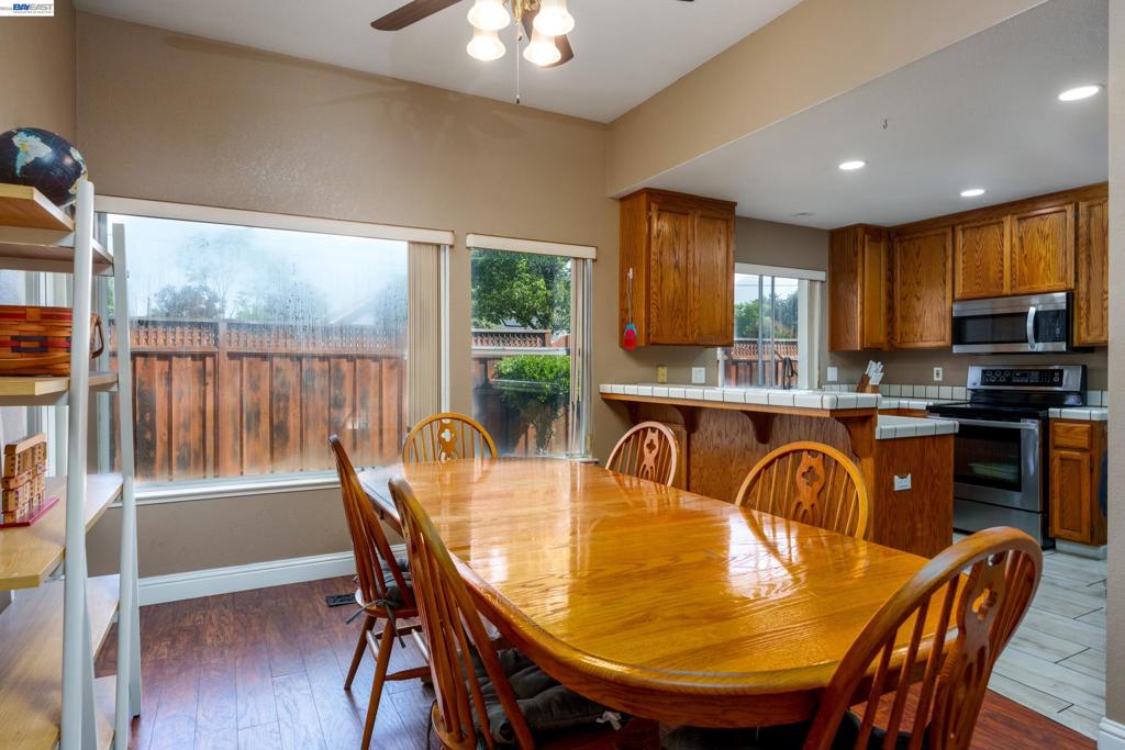 7691 Church Street B Property Photo 5