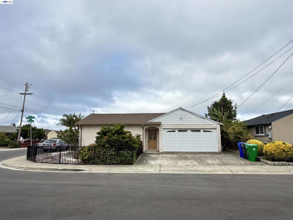 14631 Rollins St Property Photo