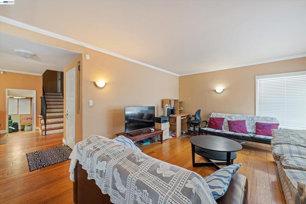3521 Pierson Street Property Photo 6