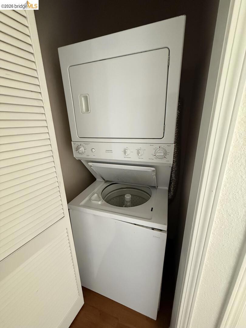 8434 Walerga Rd Apt 315 Property Photo 17