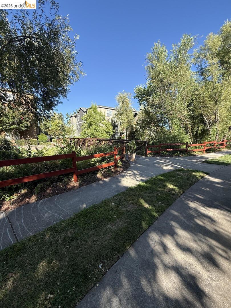 8434 Walerga Rd Apt 315 Property Photo 22