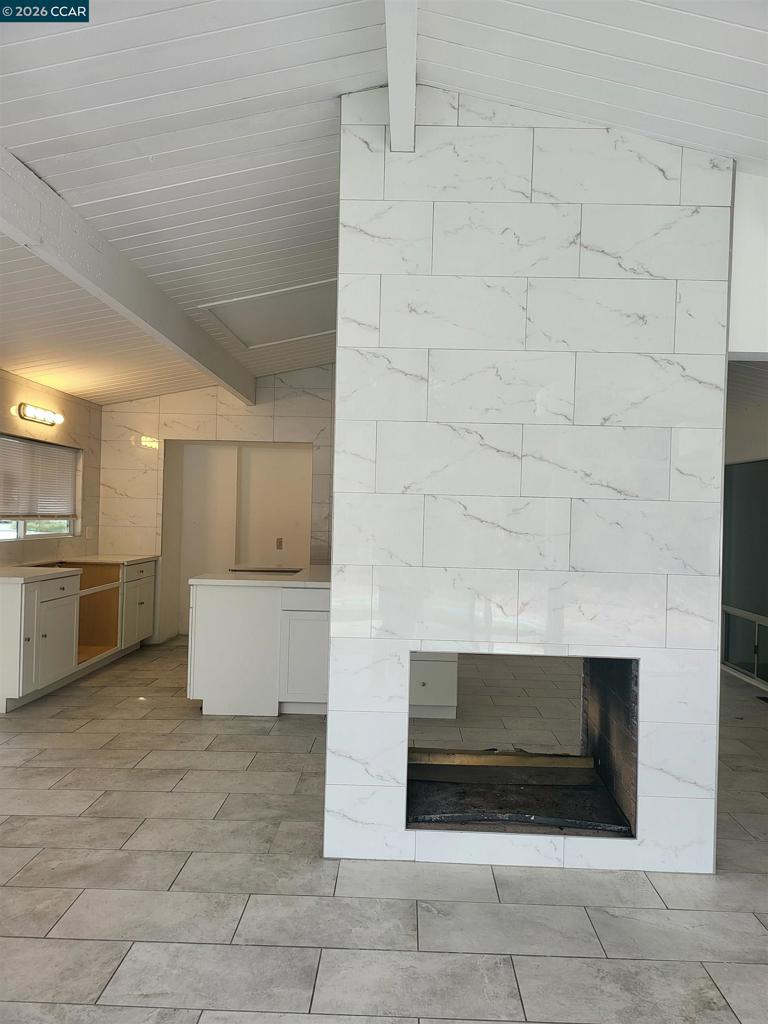 2420 Tomar Ct Property Photo 9
