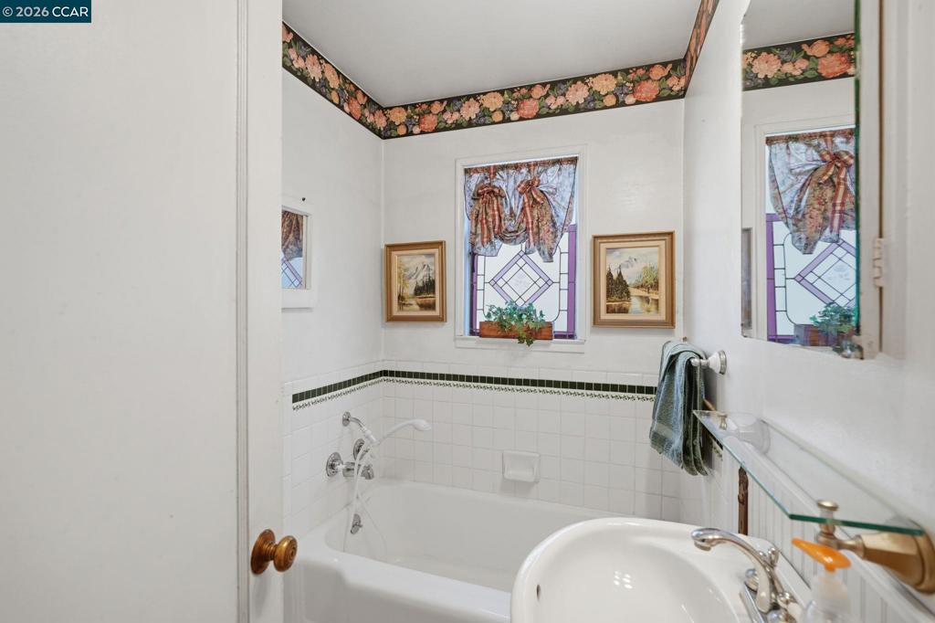 407 Harlow Dr Property Photo 17