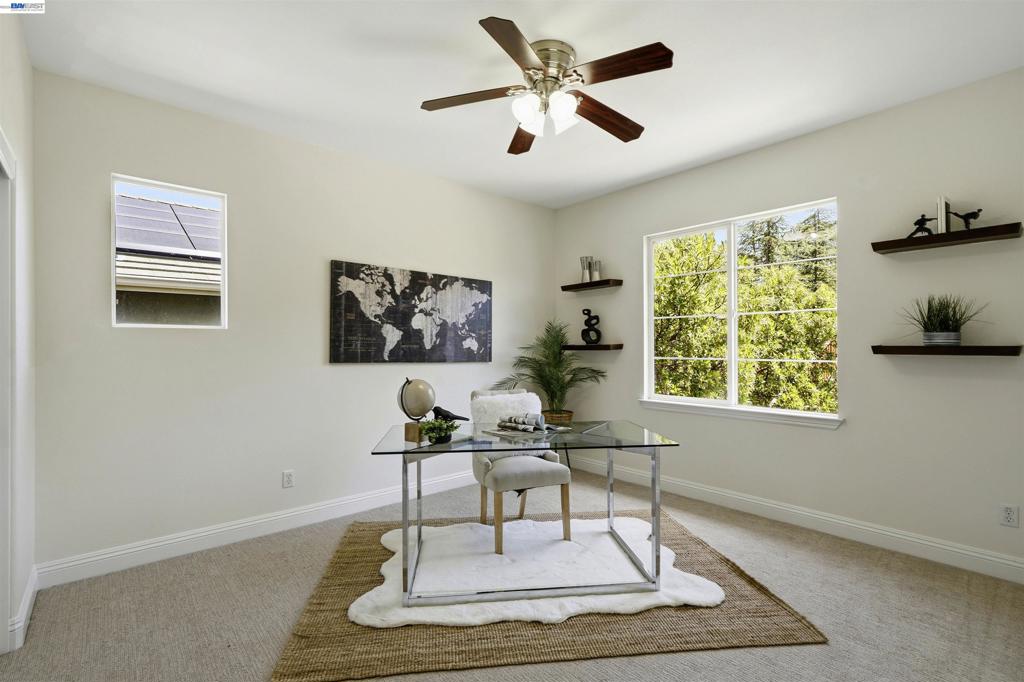 3923 Jamie Place Property Photo 24