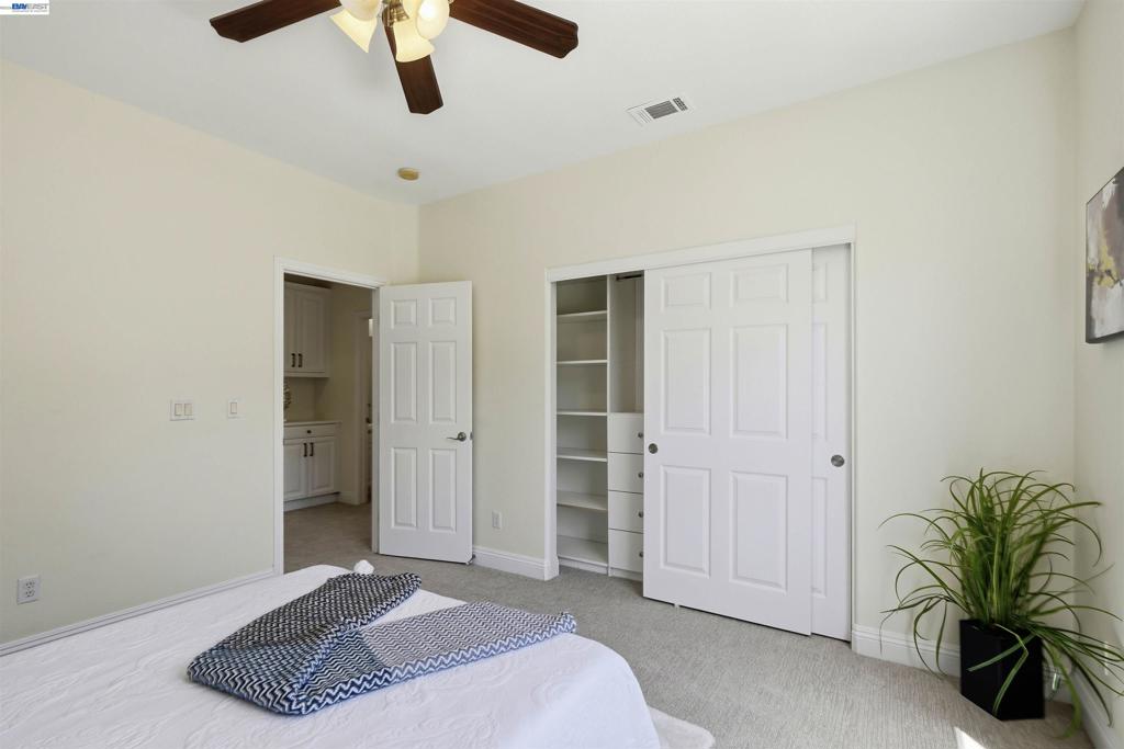 3923 Jamie Place Property Photo 41