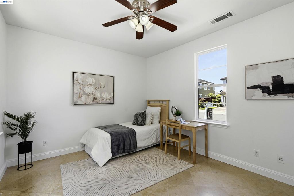 3923 Jamie Place Property Photo 46