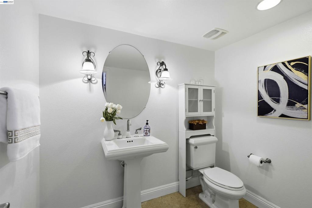 3923 Jamie Place Property Photo 52
