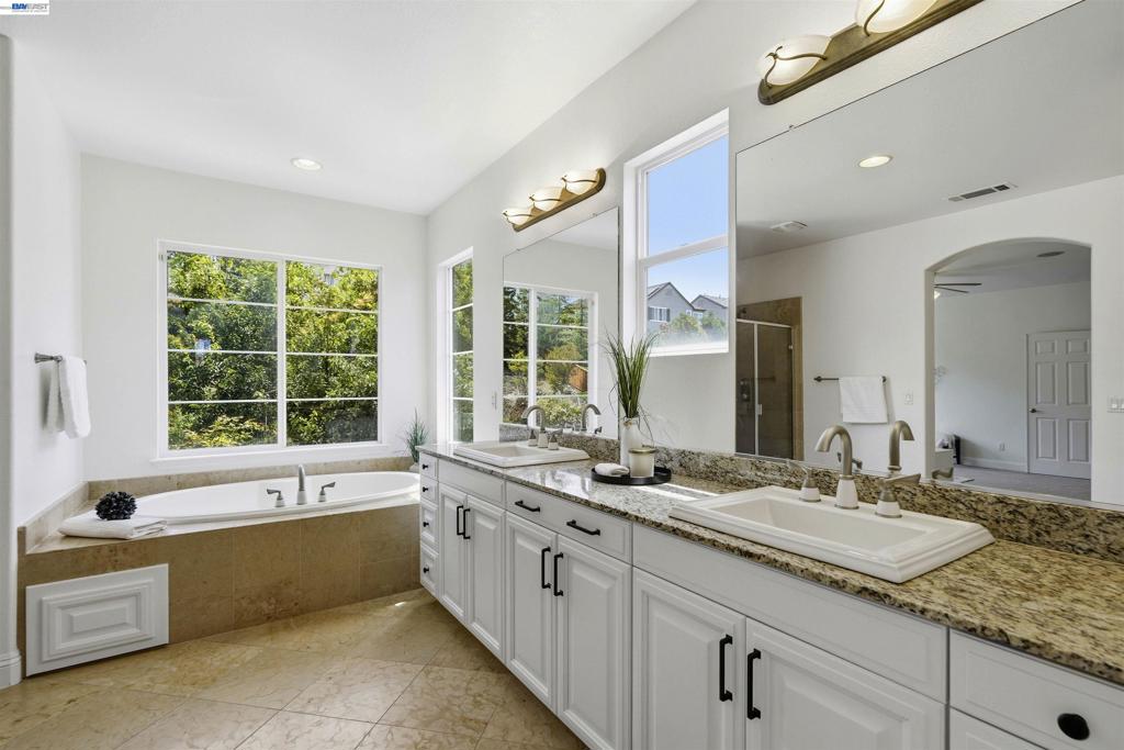 3923 Jamie Place Property Photo 60