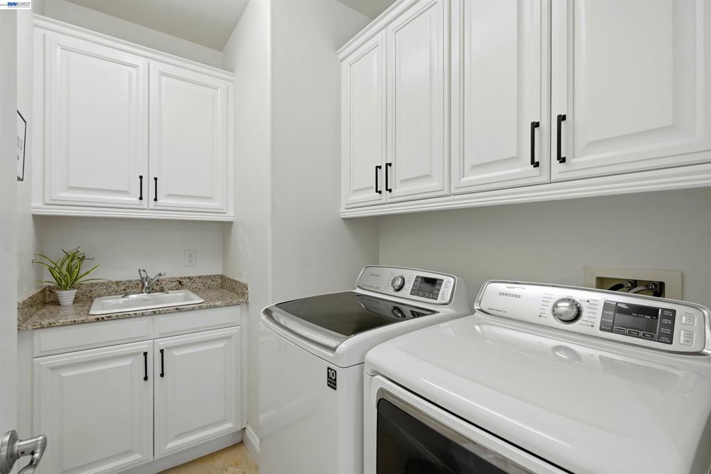 3923 Jamie Place Property Photo 63