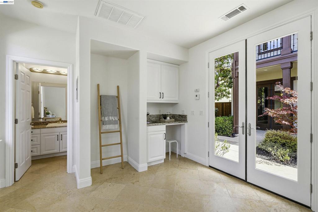 3923 Jamie Place Property Photo 64