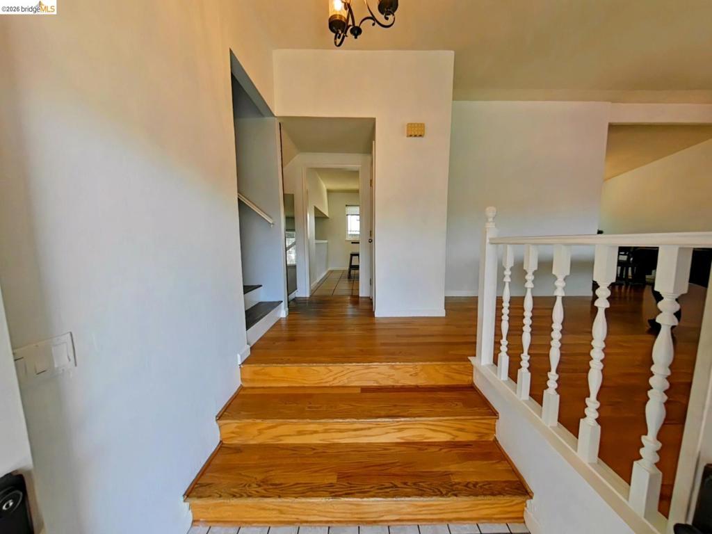 1612 Geyser Cir Property Photo 11