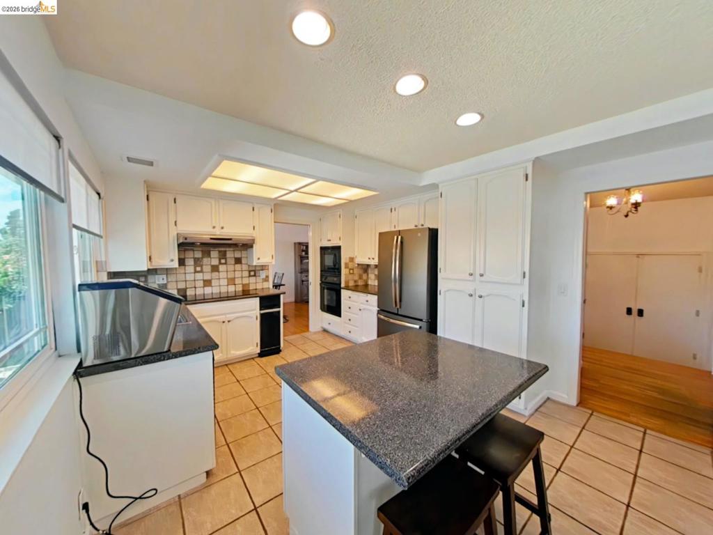 1612 Geyser Cir Property Photo 17