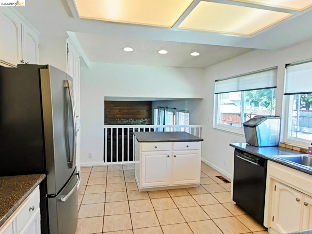 1612 Geyser Cir Property Photo 19