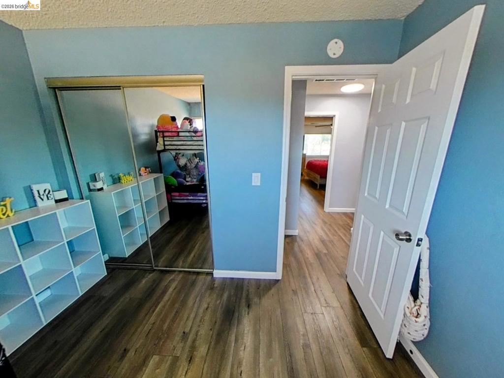 1612 Geyser Cir Property Photo 35