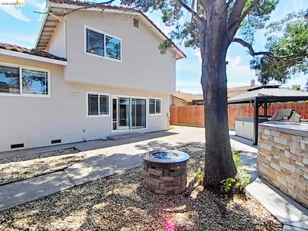 1612 Geyser Cir Property Photo 42