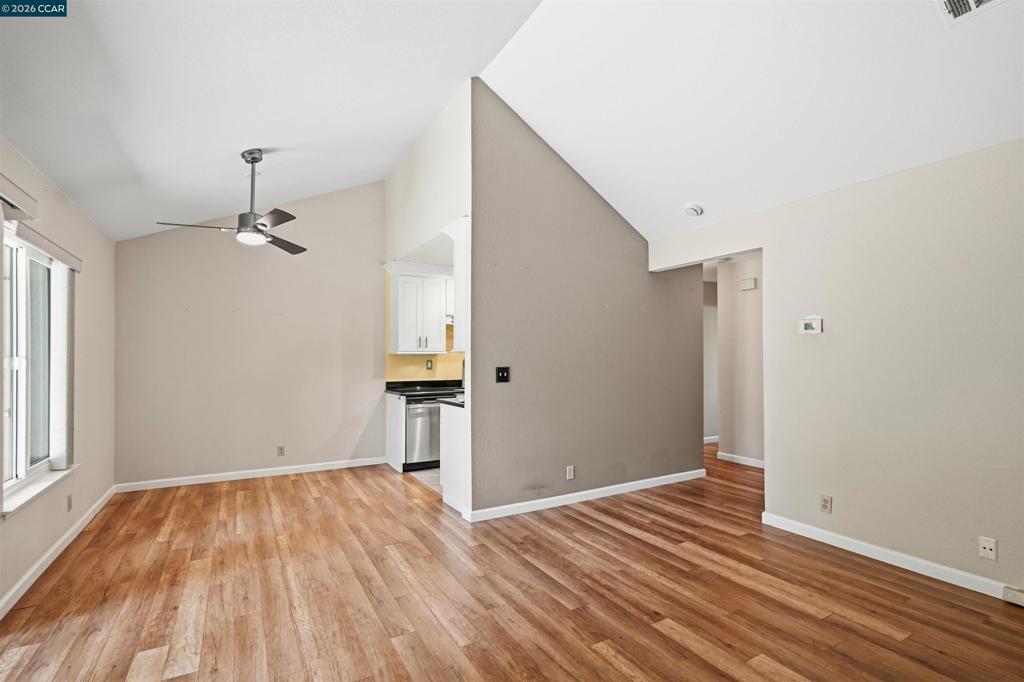 775 Center Ave Property Photo 2