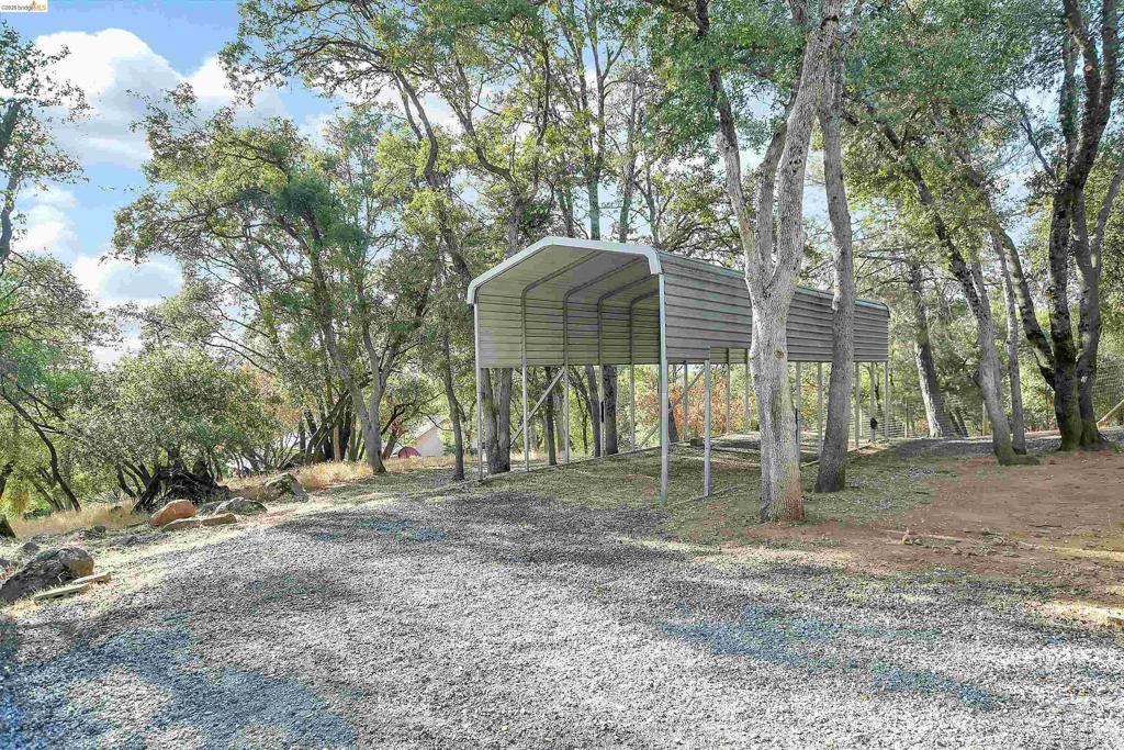 16096 Parkridge Ave Property Photo 19