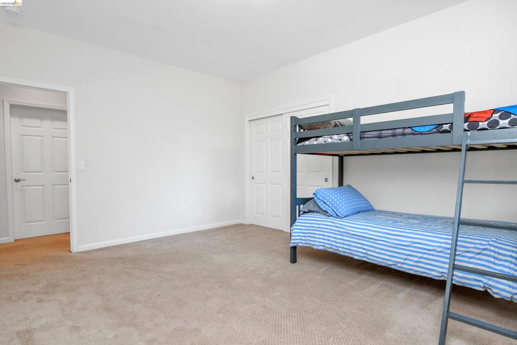 16096 Parkridge Ave Property Photo 34