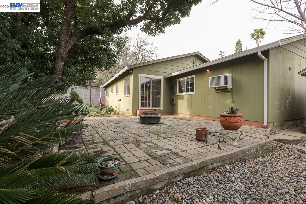 3345 Oakwood Place Property Photo 11
