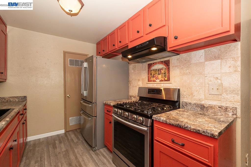 3345 Oakwood Place Property Photo 26