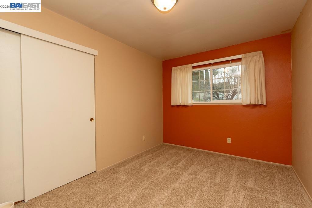 3345 Oakwood Place Property Photo 32