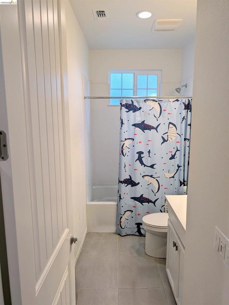 103 E Vince St Property Photo 16