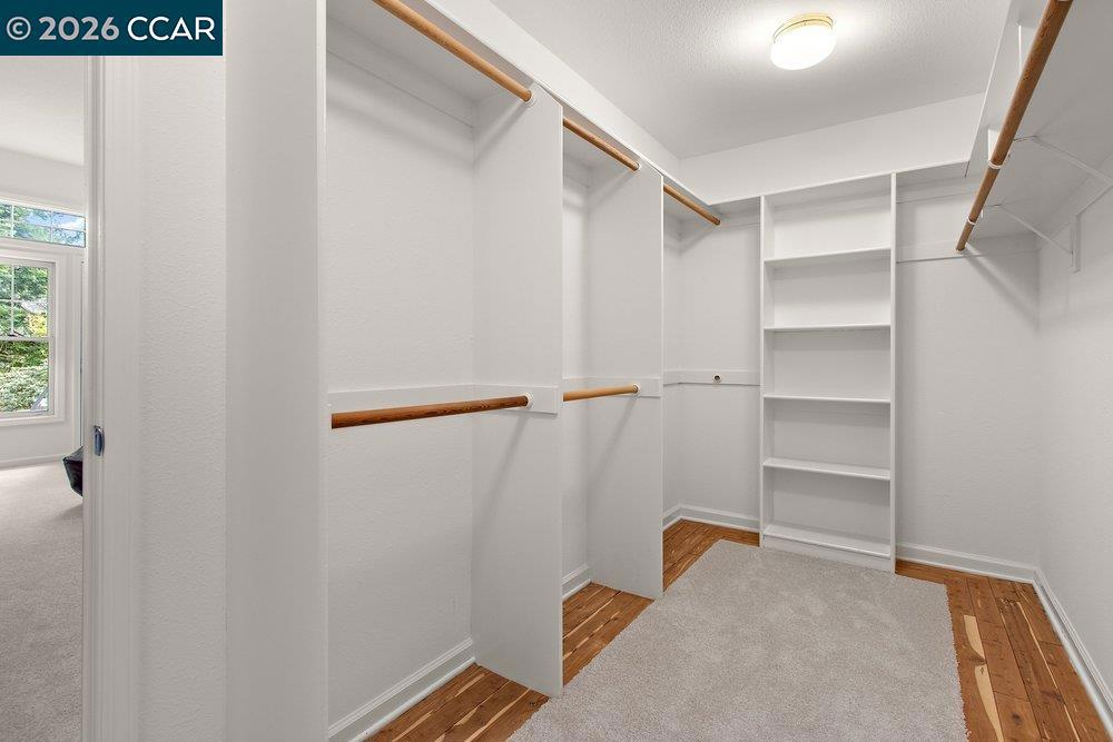 1901 Lakeshire Dr Property Photo 25