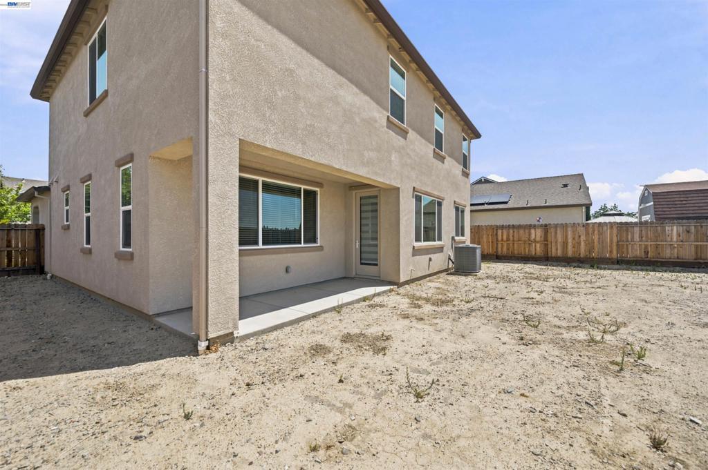 200 De Bord Dr Property Photo 50