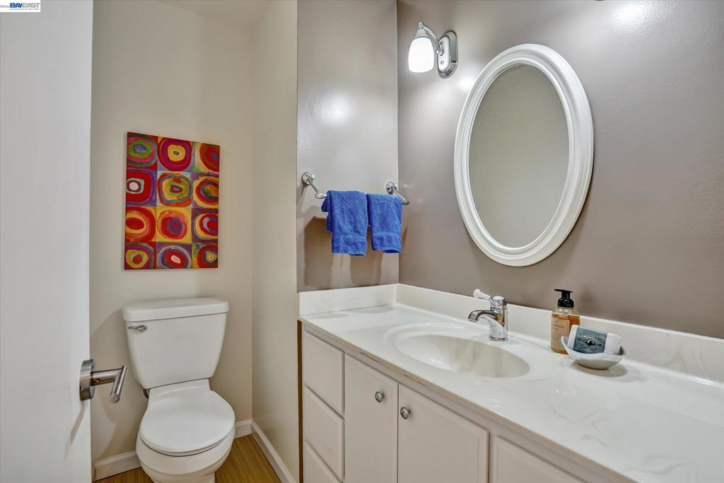 1175 Island Dr Property Photo 7