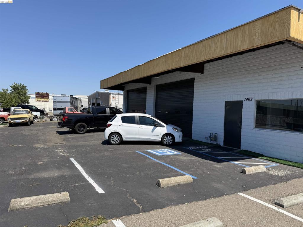 1402 Bourbon St Property Photo 1