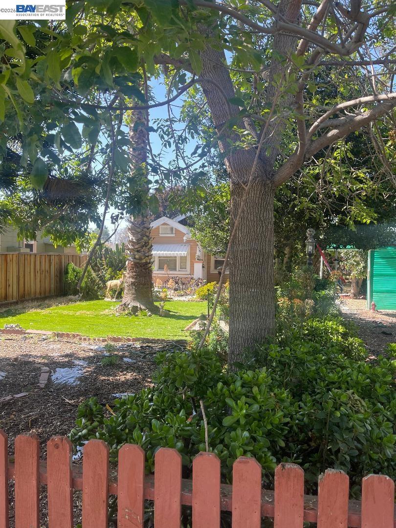656 Juana Ave Property Photo 1