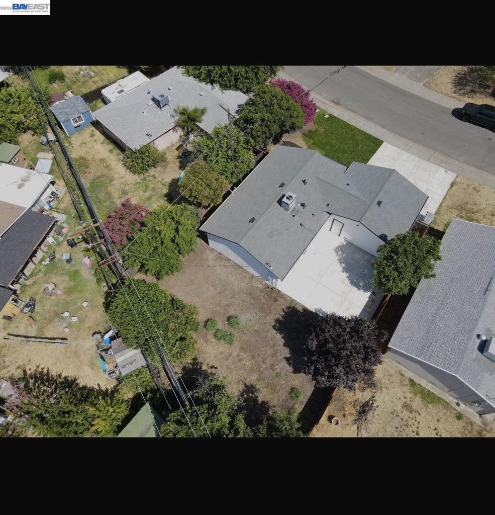 4109 Glascow Dr Property Photo 6